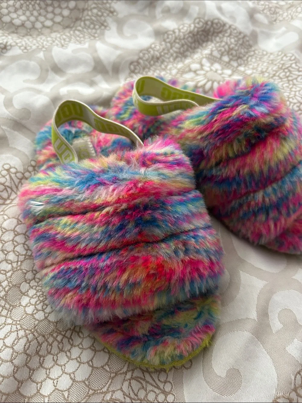 Ugg Kids Multicolor Faux Fur Slide Sandals size 30